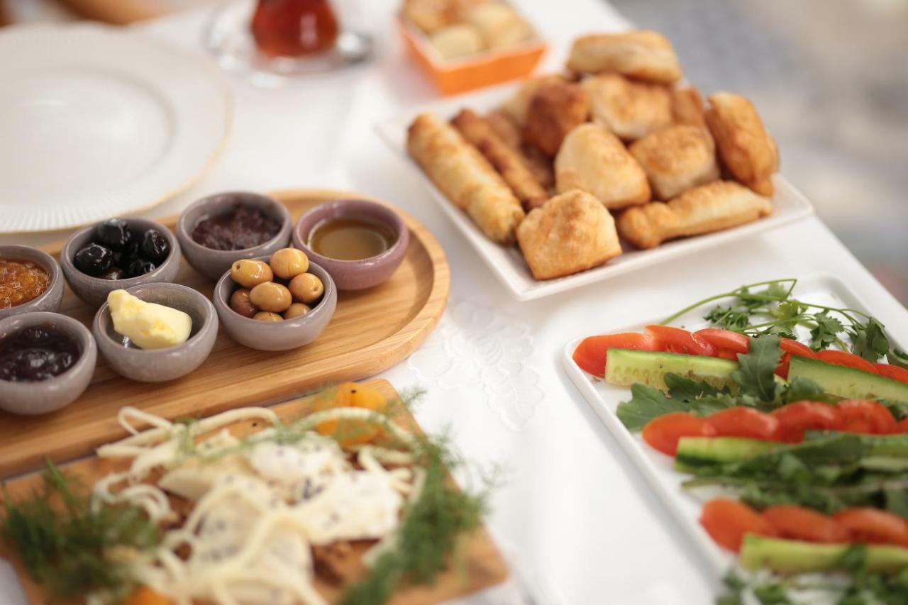 Moshinos Hotel Ayvalı Esterno foto