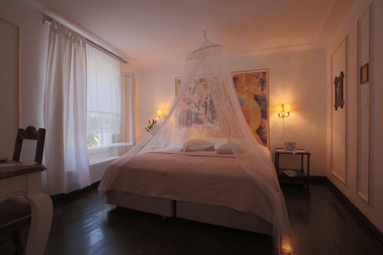 Moshinos Hotel Ayvalı Esterno foto