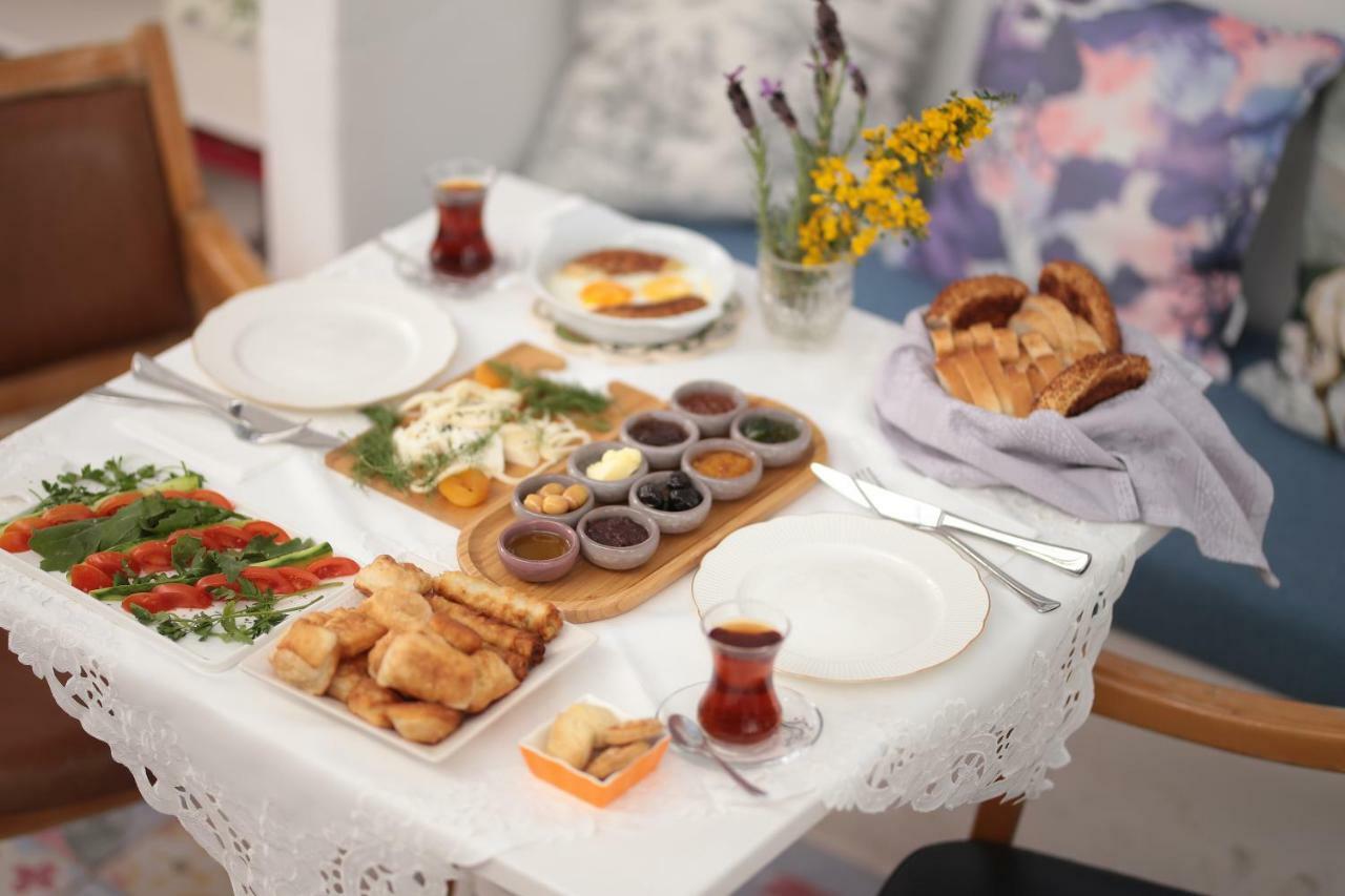Moshinos Hotel Ayvalı Esterno foto