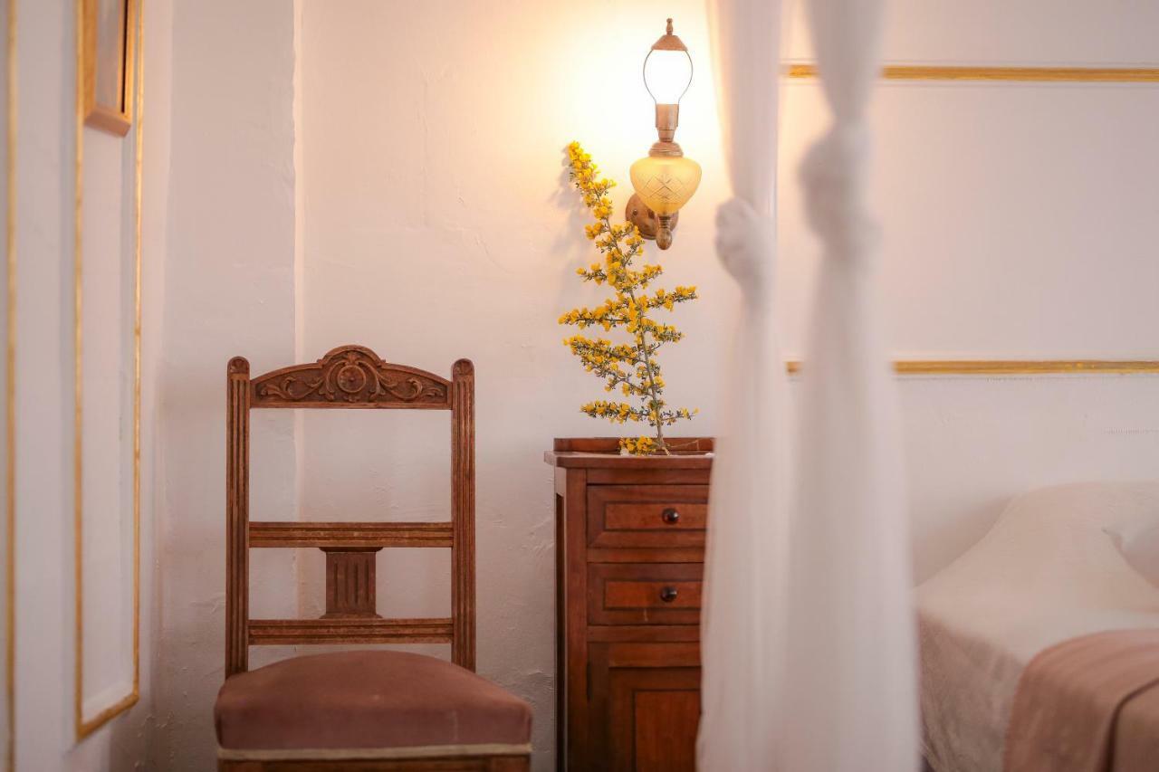 Moshinos Hotel Ayvalı Esterno foto