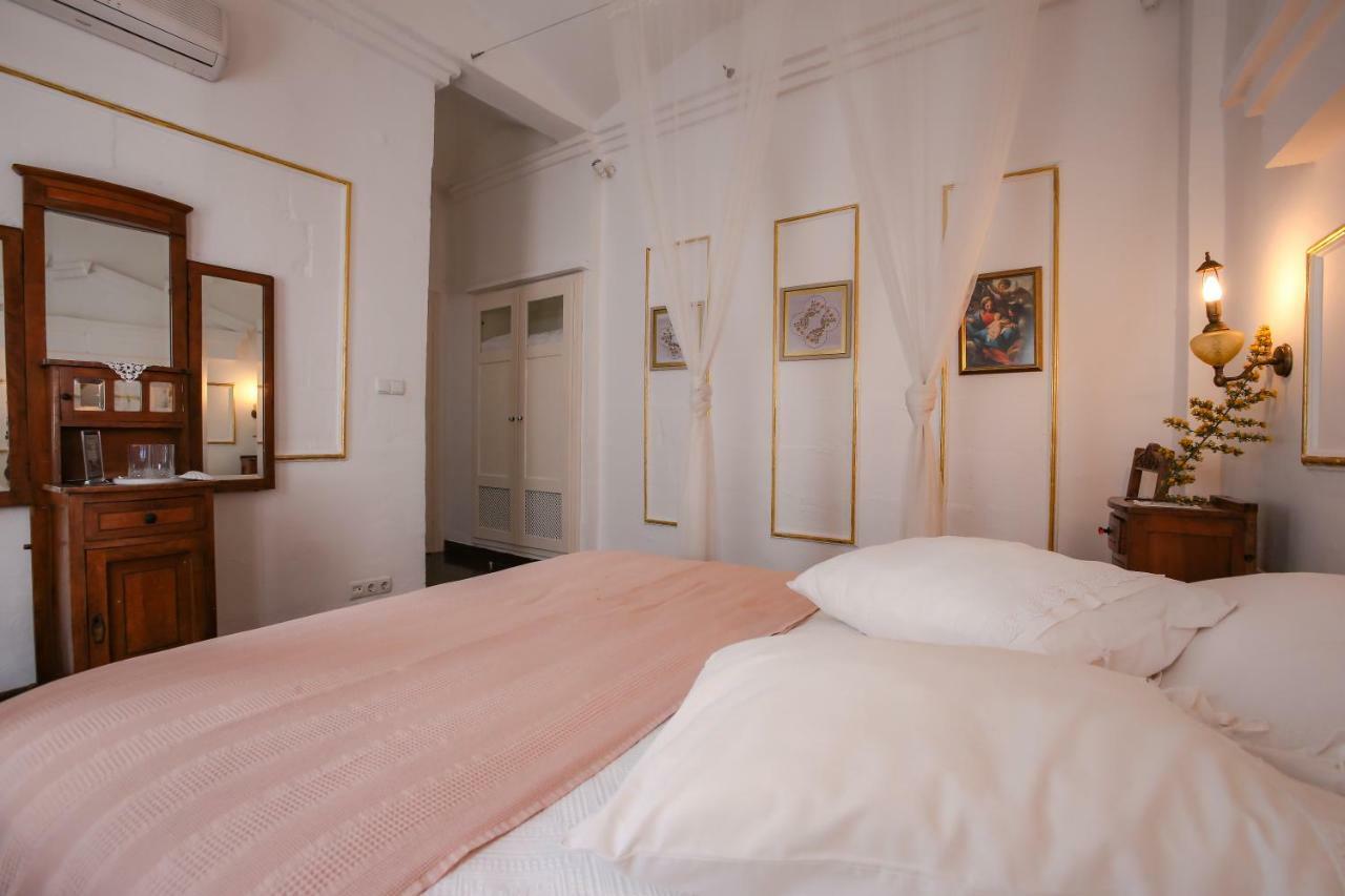 Moshinos Hotel Ayvalı Esterno foto